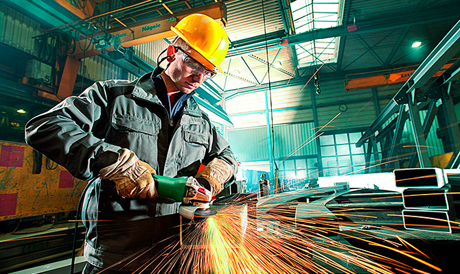 Монтажник металлоконструкций